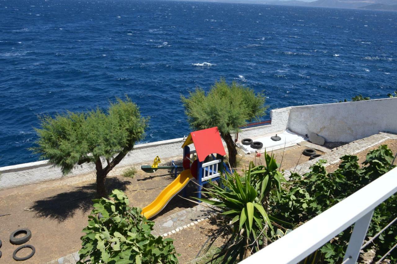 Epipleon Suites Agioi Apostoloi  Exteriör bild